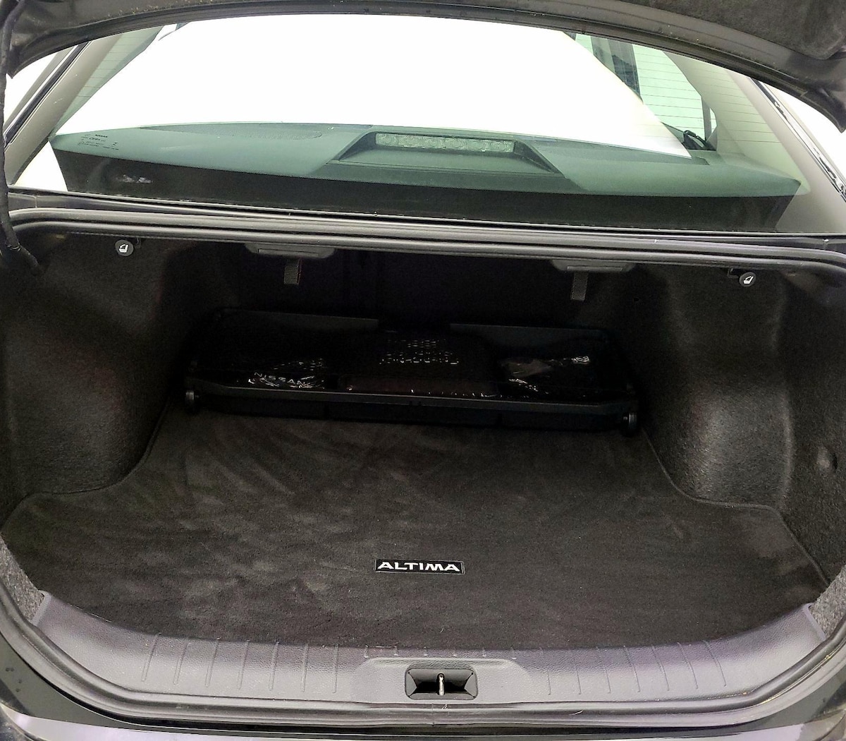 Trunk/Cargo (Seats Up)