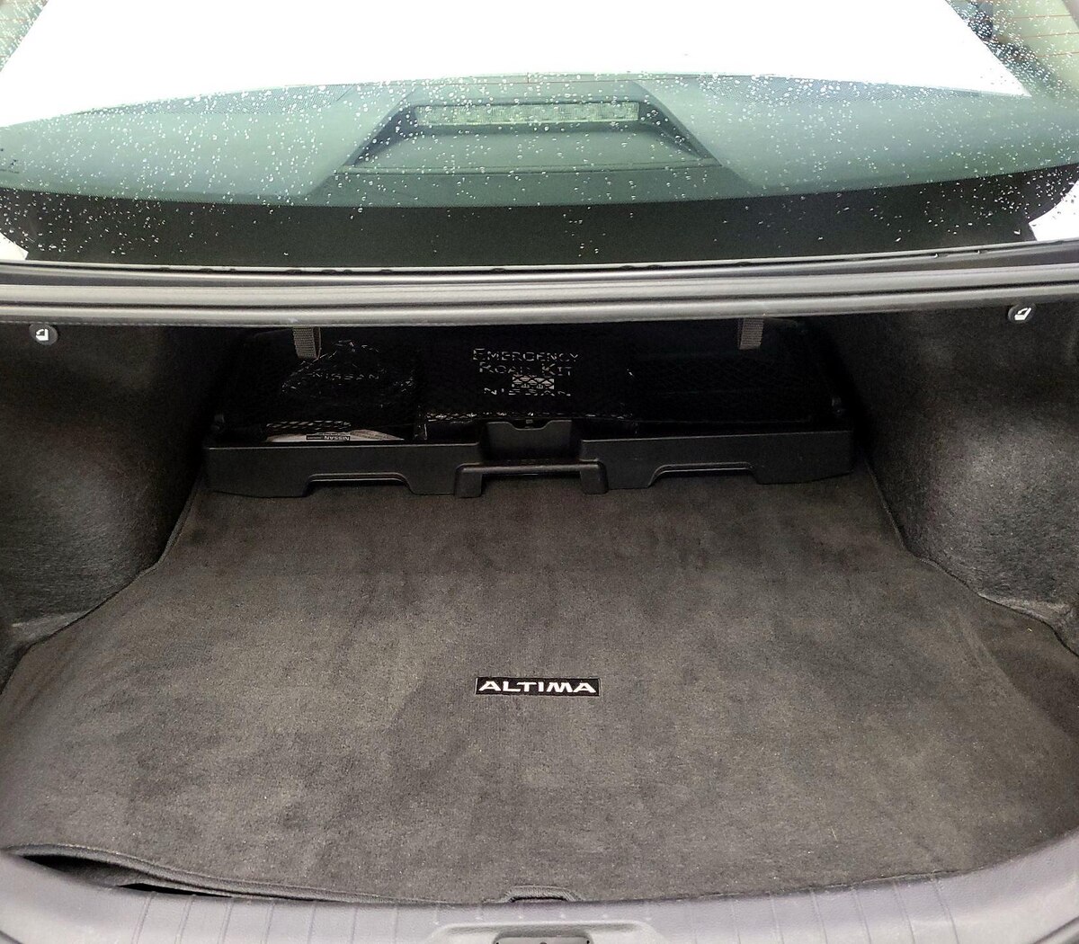 Trunk/Cargo (Seats Up)