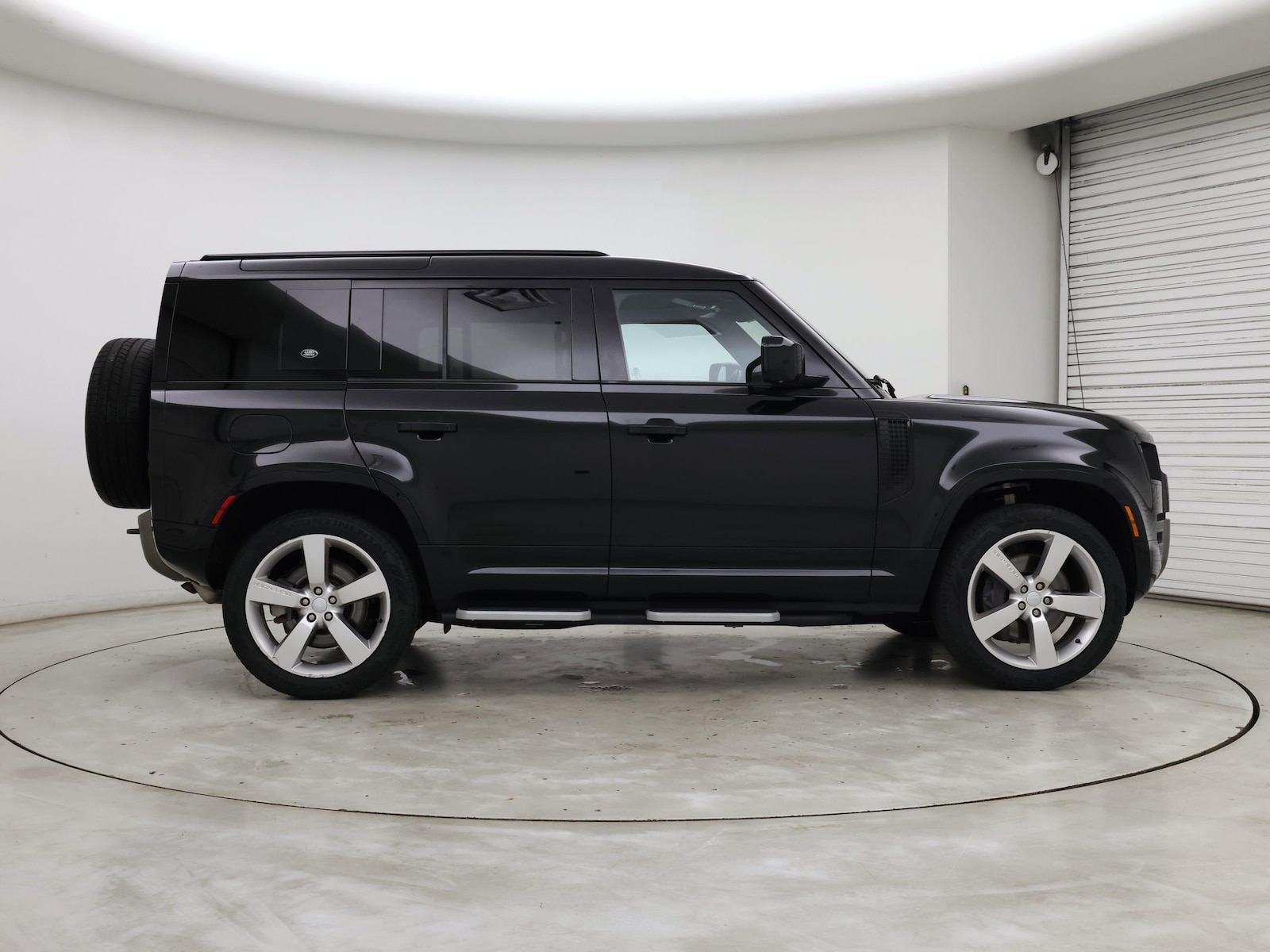 2022 Land Rover Defender X-Dynamic SE - Photo 8