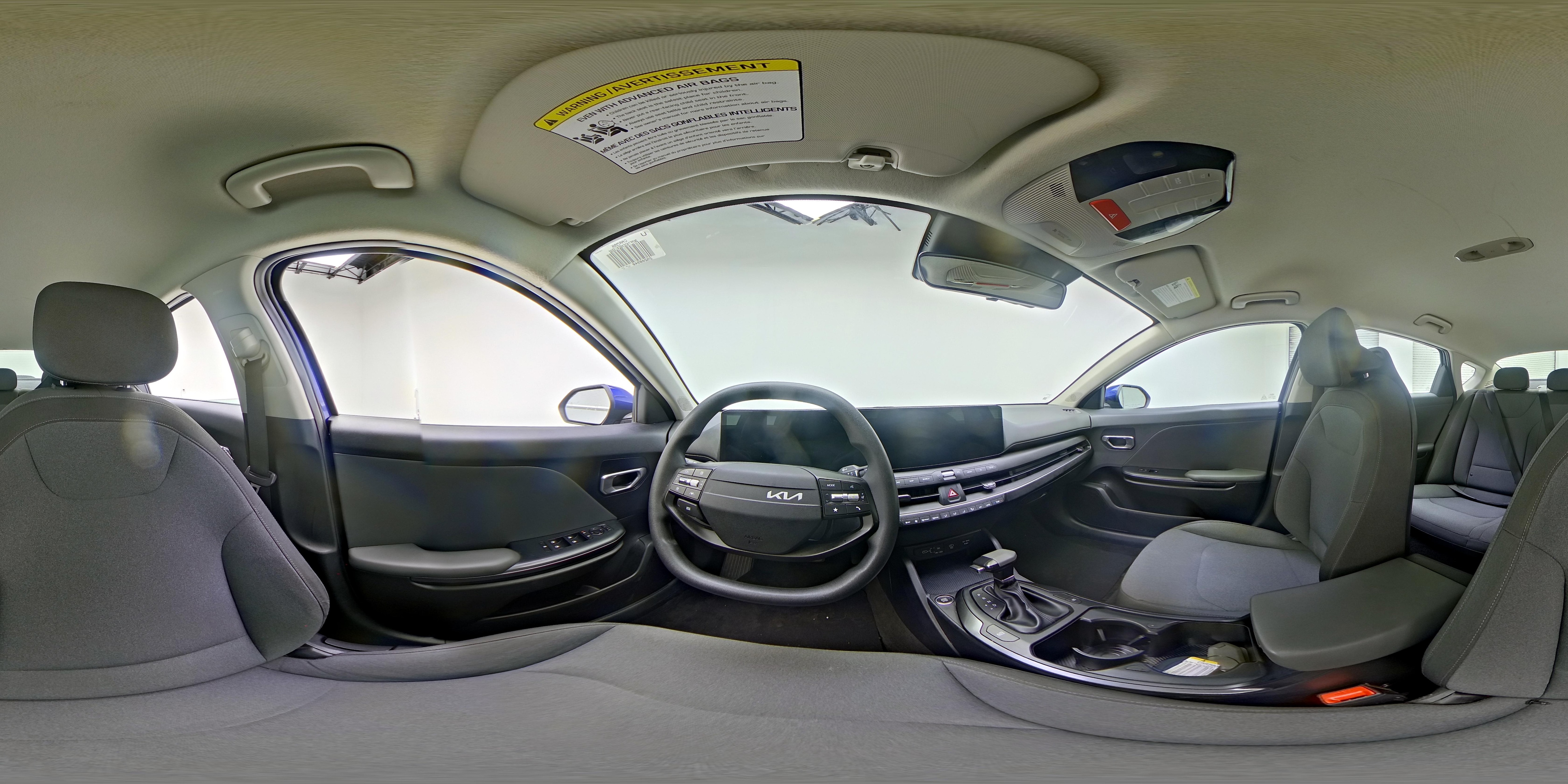 2025 Kia K4 LXS - Photo 25