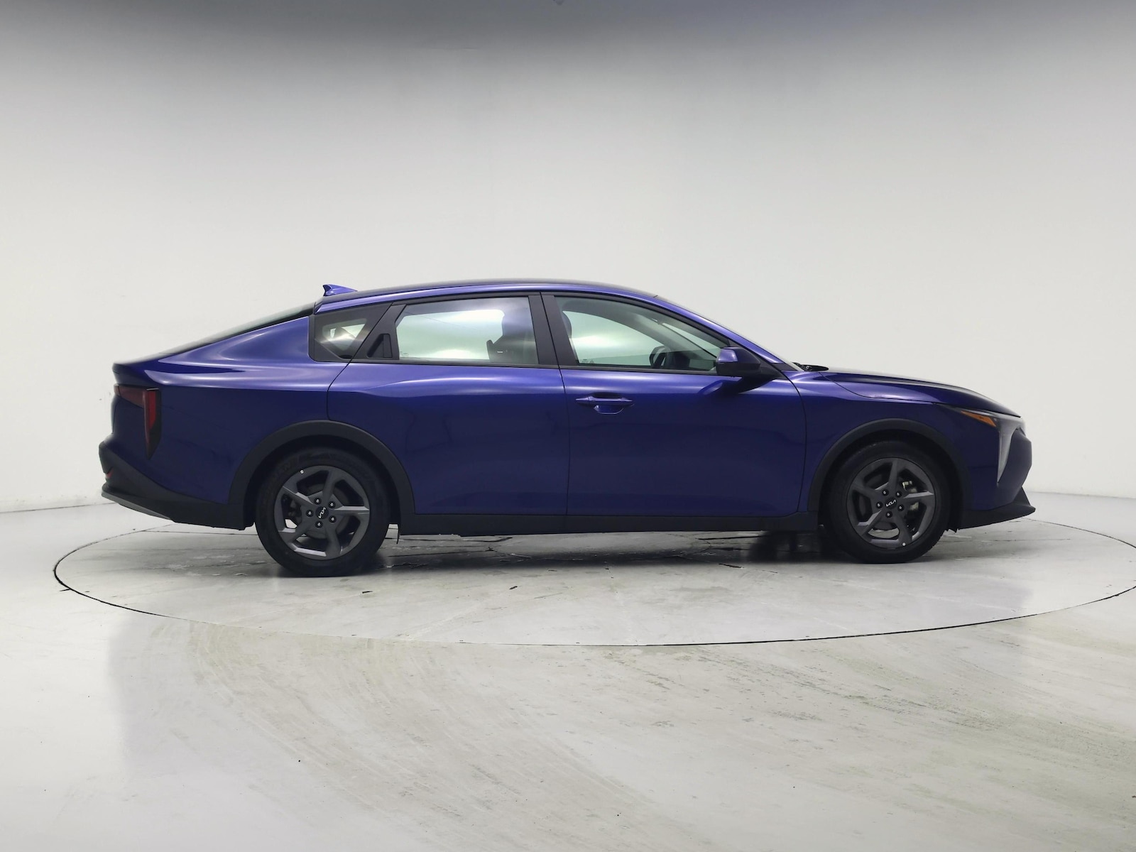 2025 Kia K4 LXS - Photo 8