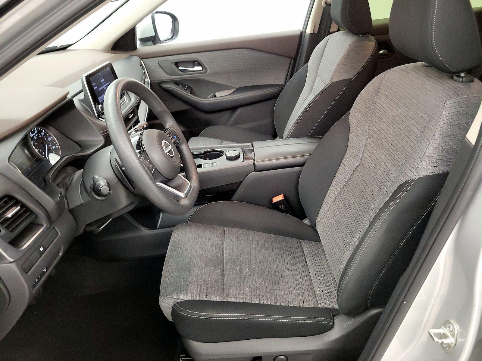 Power Seat(s) & Side Airbags