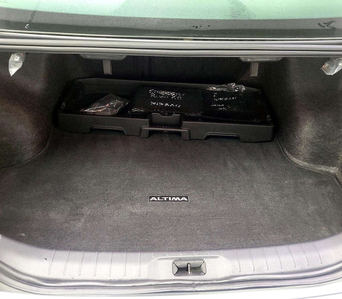 Trunk/Cargo (Seats Up)