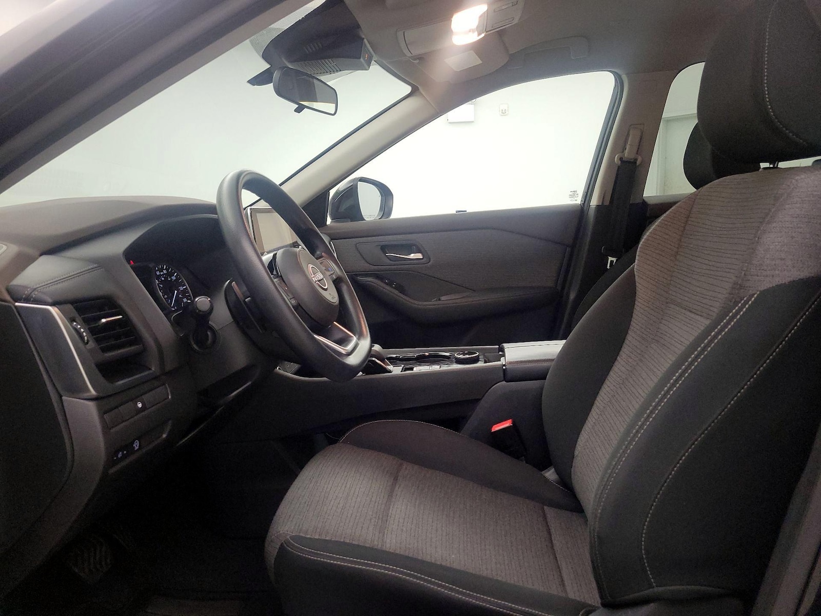 Power Seat(s) & Side Airbags
