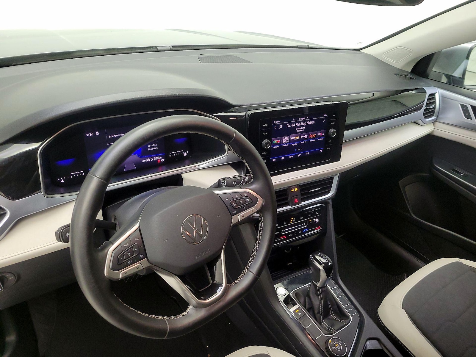 Apple CarPlay® & Android Auto™