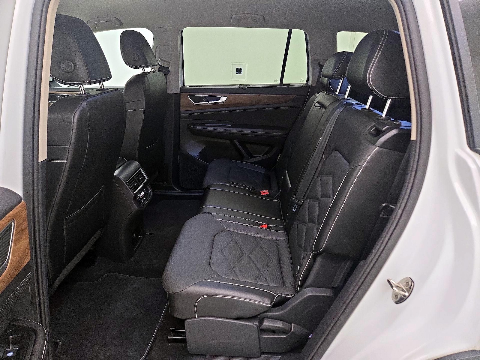 Rear Air Conditioning