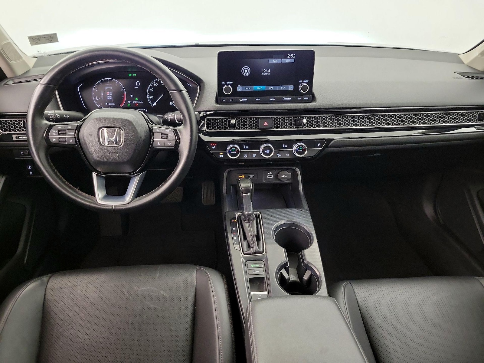 Apple CarPlay® & Android Auto™