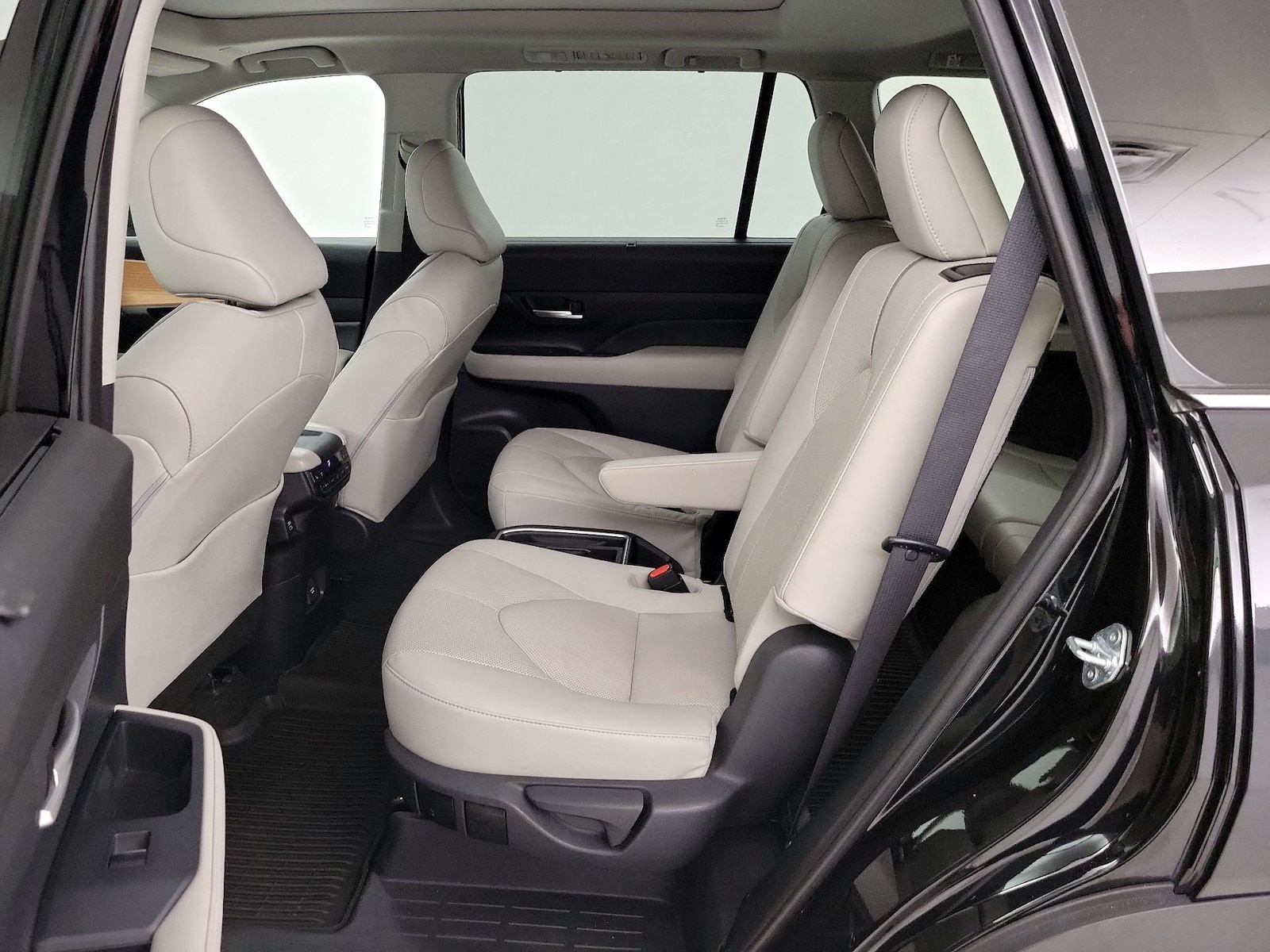 Rear Air Conditioning