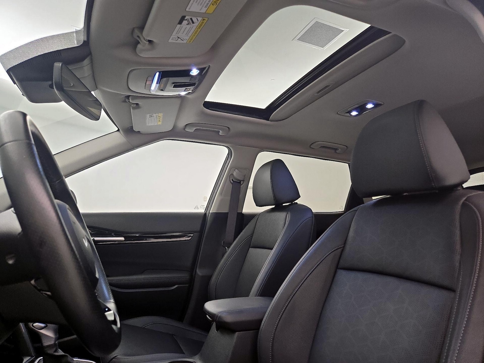 Sunroof(s) & Overhead Airbags