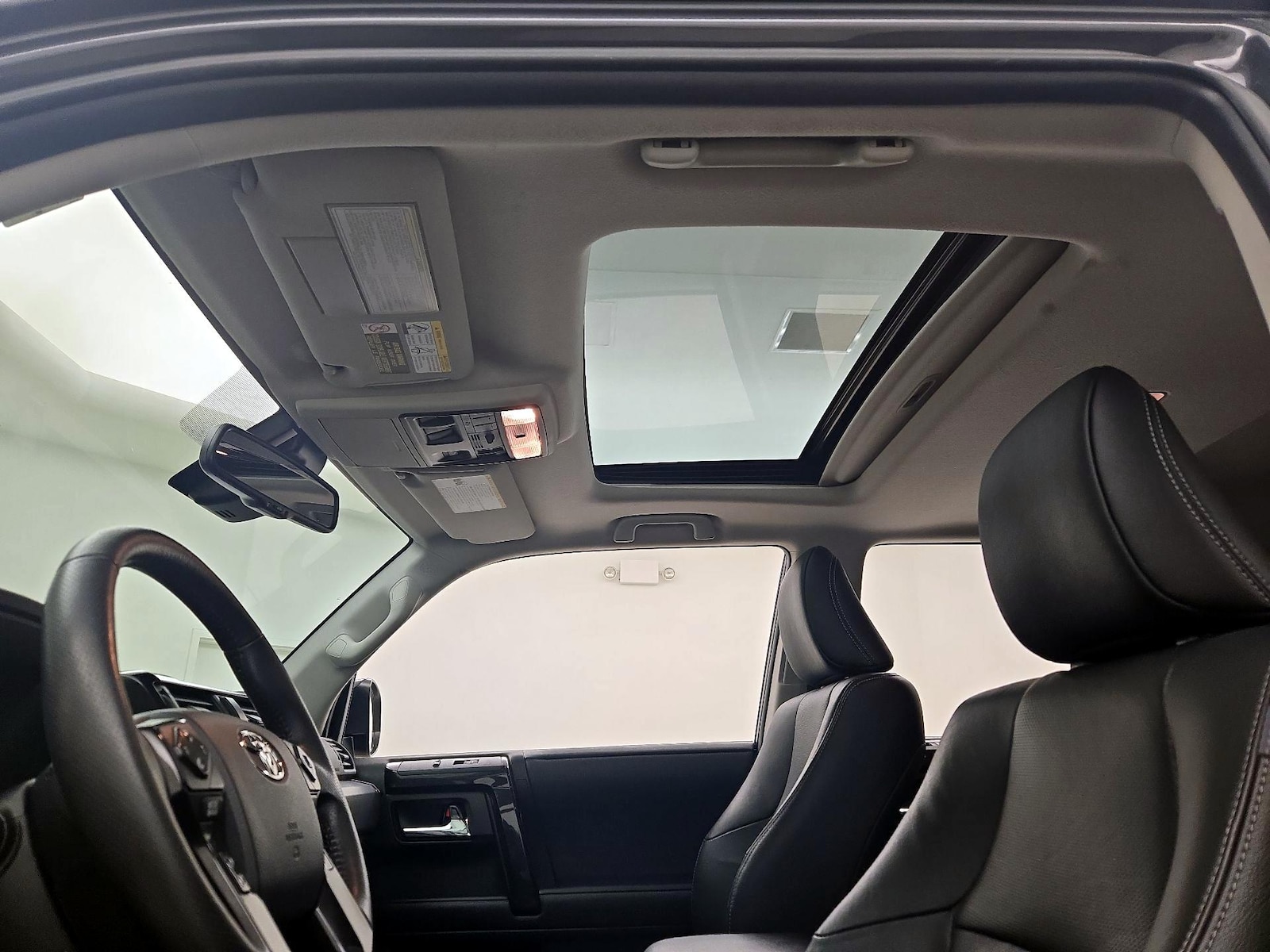 Sunroof(s) & Overhead Airbags