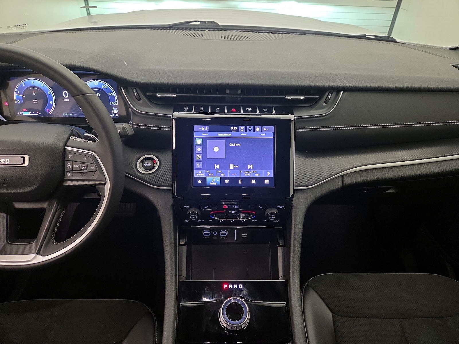 Apple CarPlay® & Android Auto™
