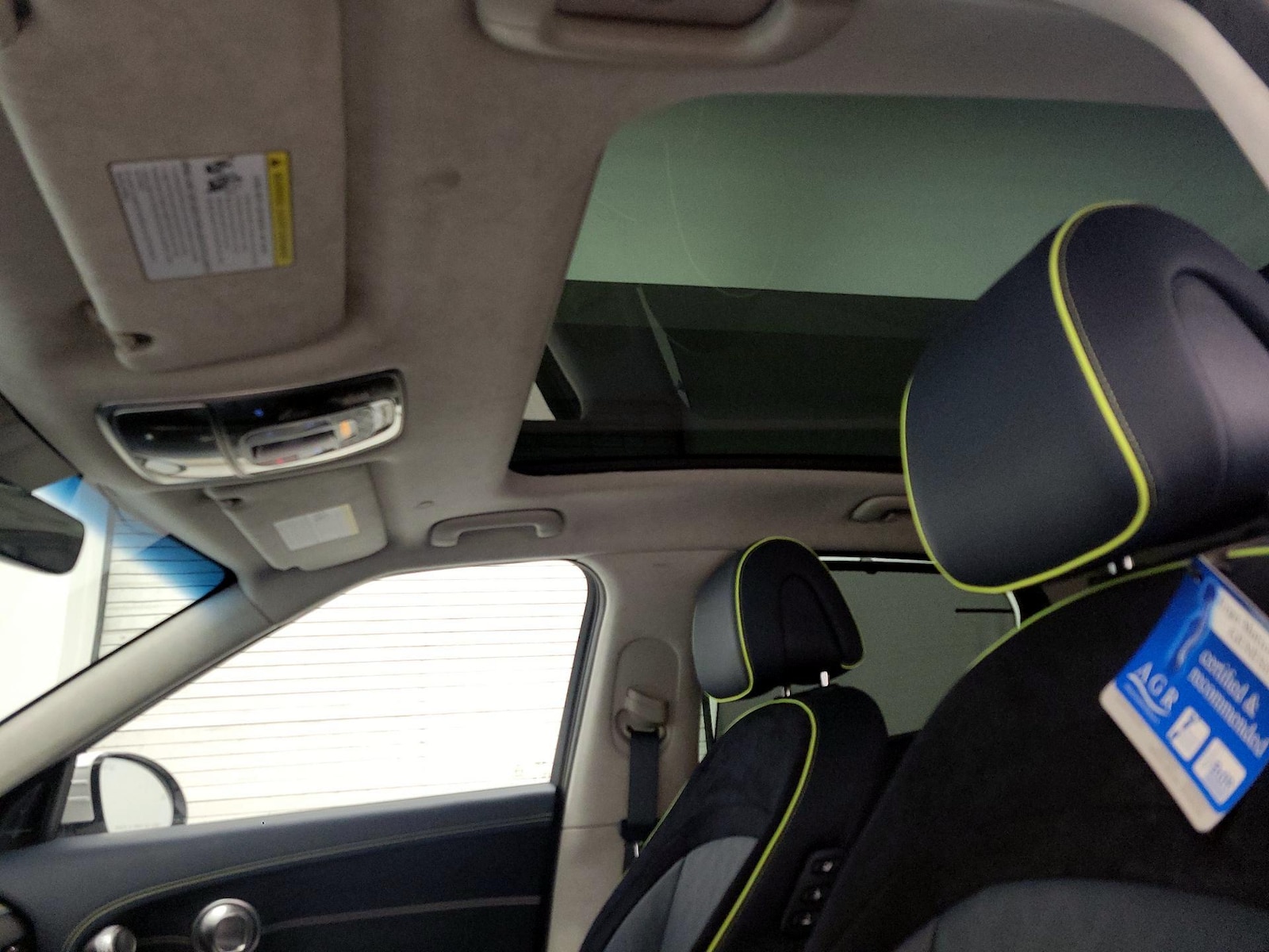 Skylight(s) & Overhead Airbags