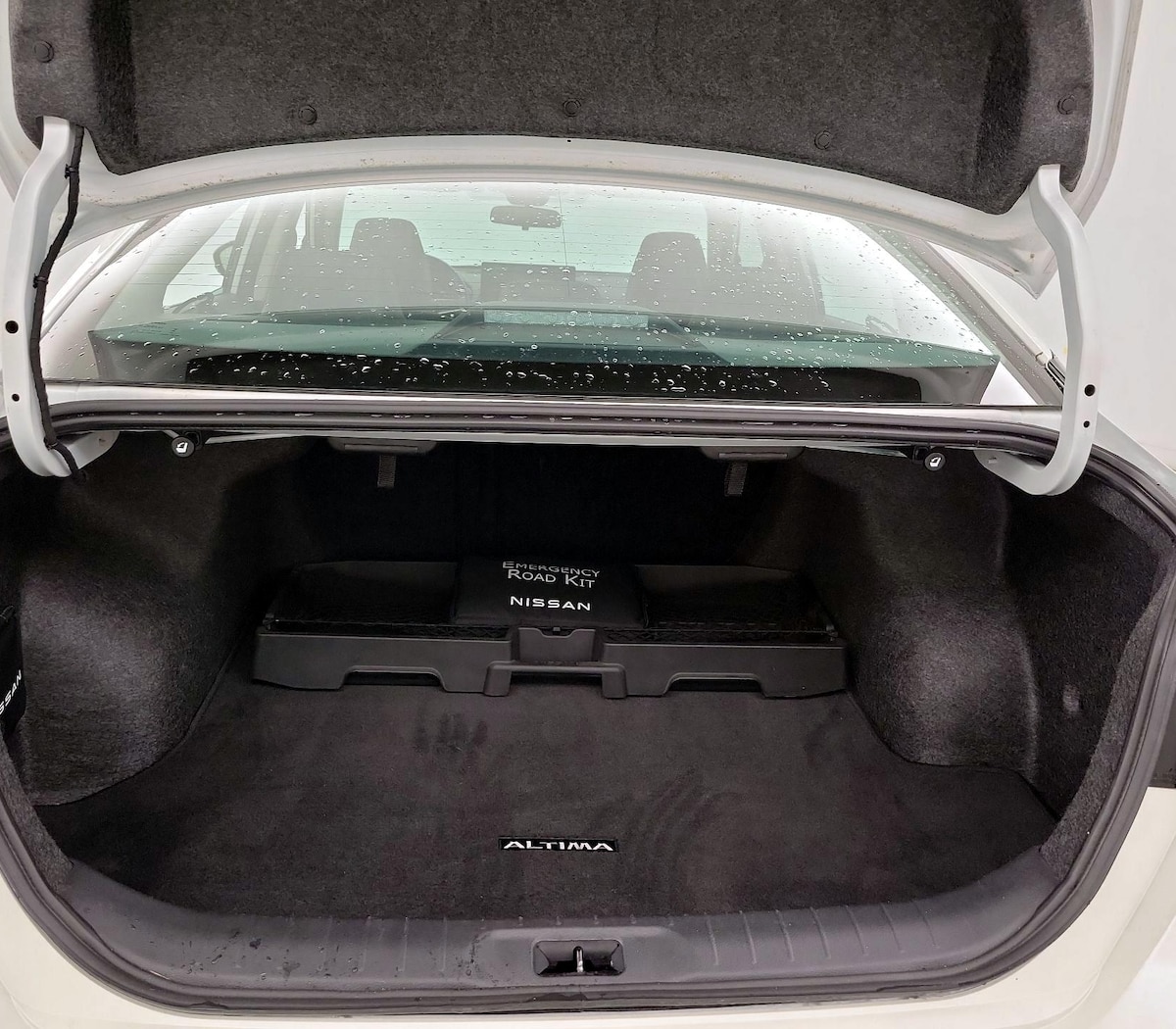 Trunk/Cargo (Seats Up)
