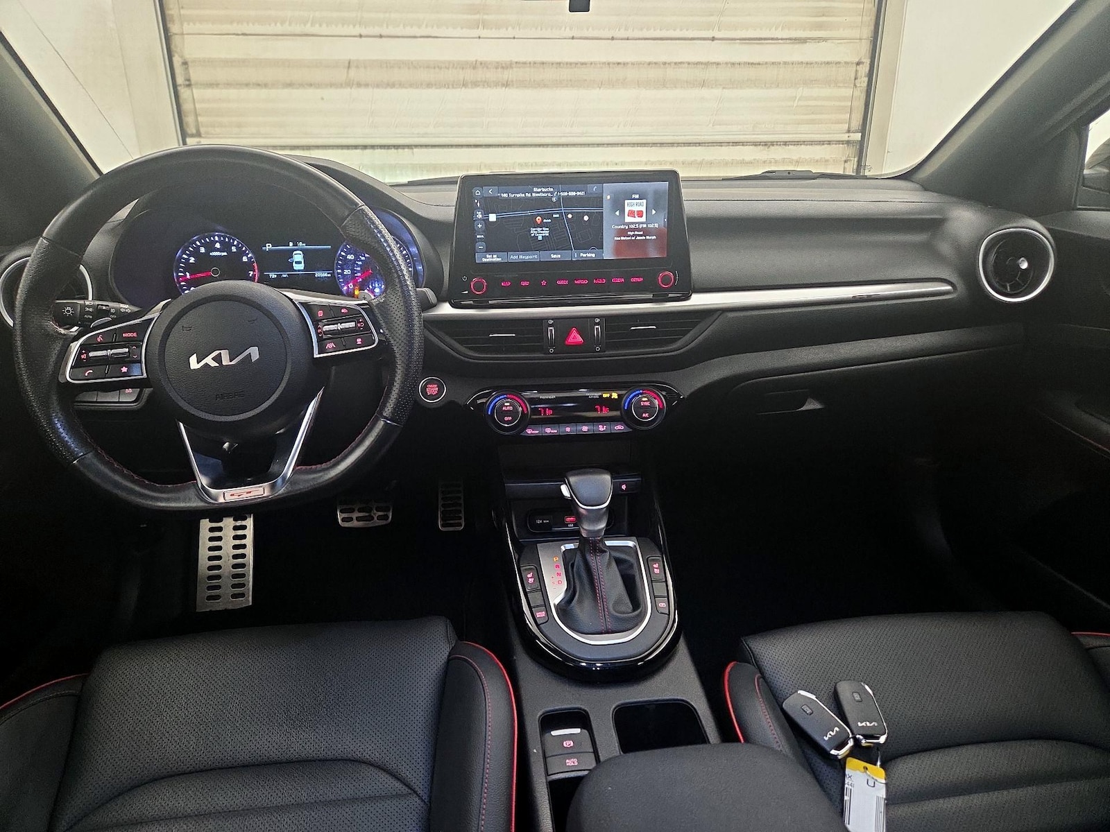 Apple CarPlay® & Android Auto™