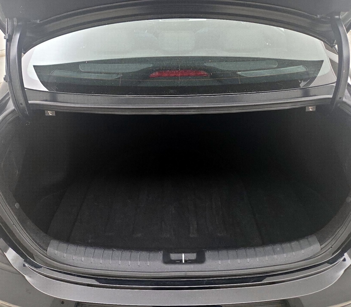 Trunk/Cargo (Seats Up)