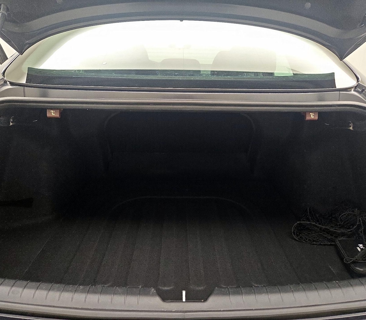 Trunk/Cargo (Seats Up)