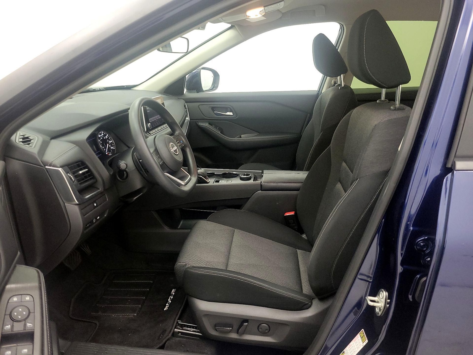 Power Seat(s) & Side Airbags