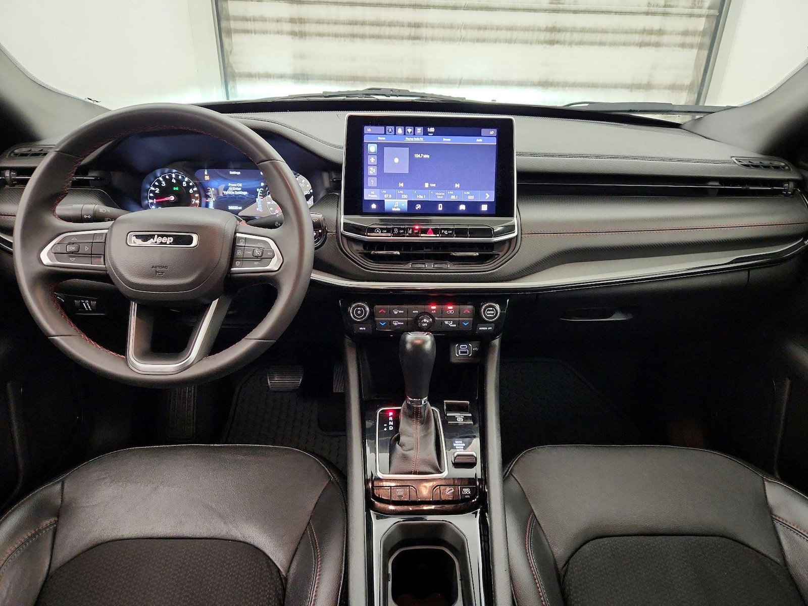 2025 Jeep Compass Trailhawk - Photo 10
