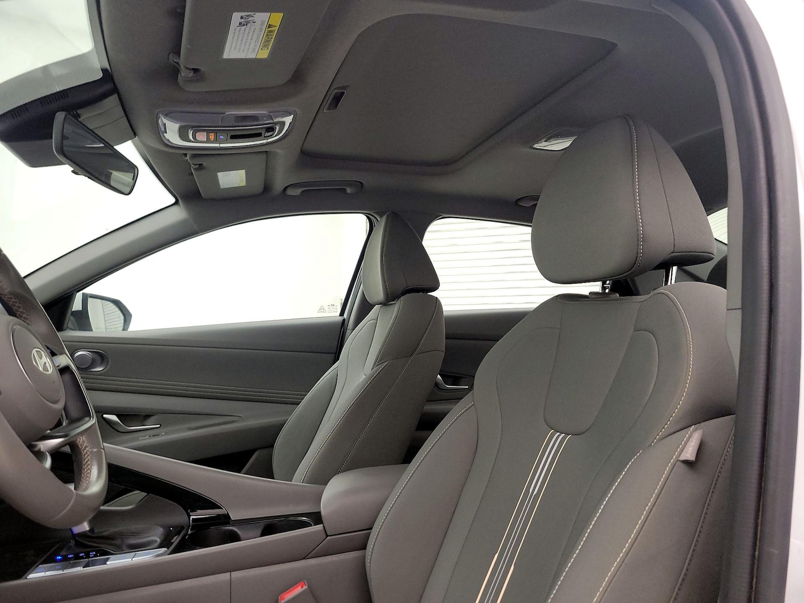 Sunroof(s) & Overhead Airbags