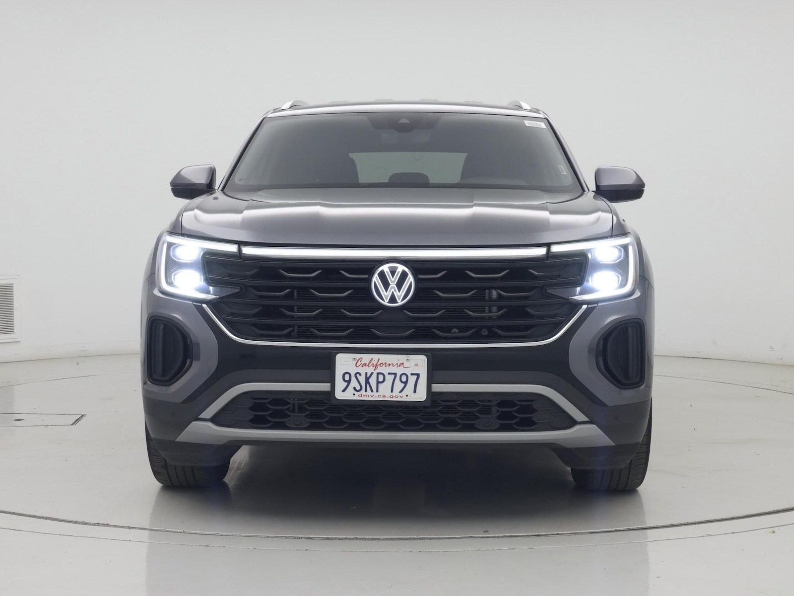 2025 Volkswagen Atlas Cross Sport SE w/Tech - Photo 6