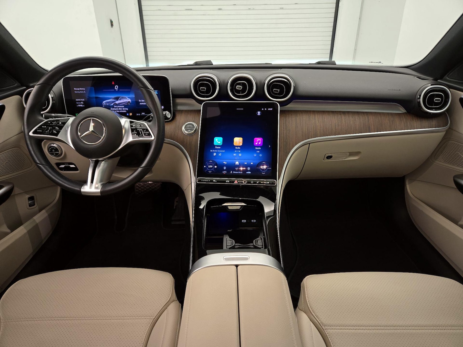Apple CarPlay® & Android Auto™