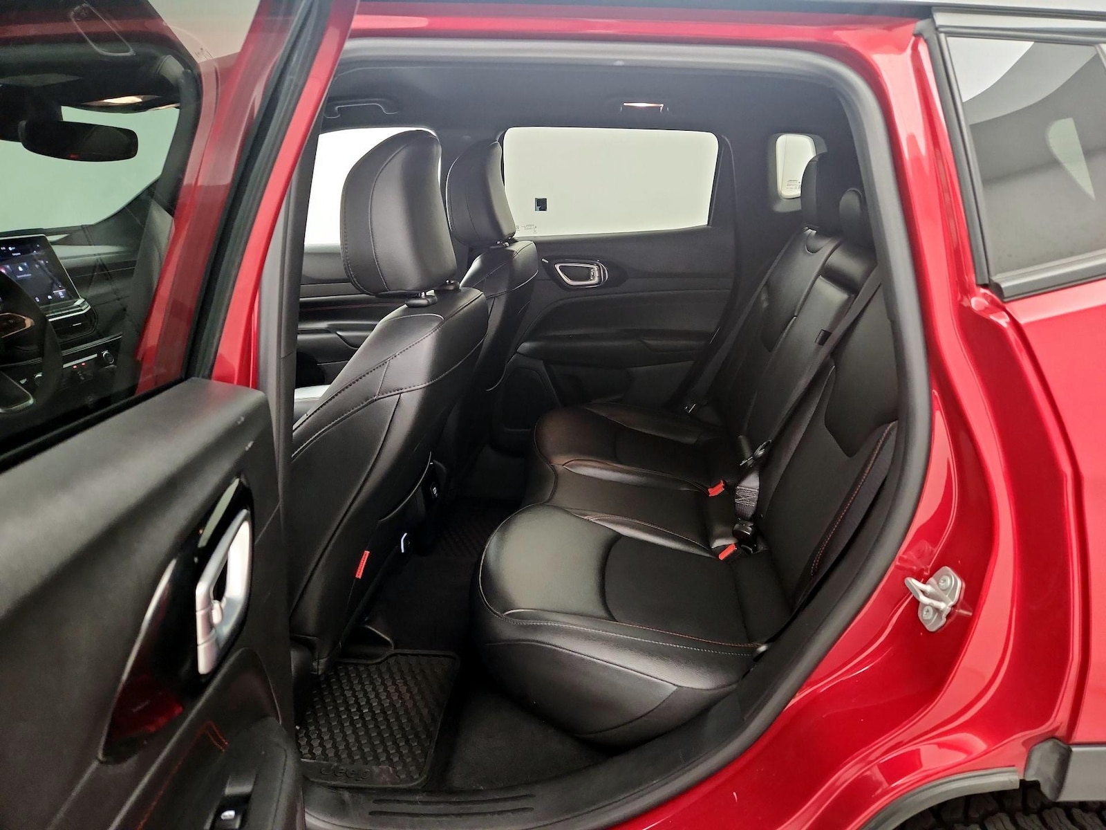 2025 Jeep Compass Trailhawk - Photo 18