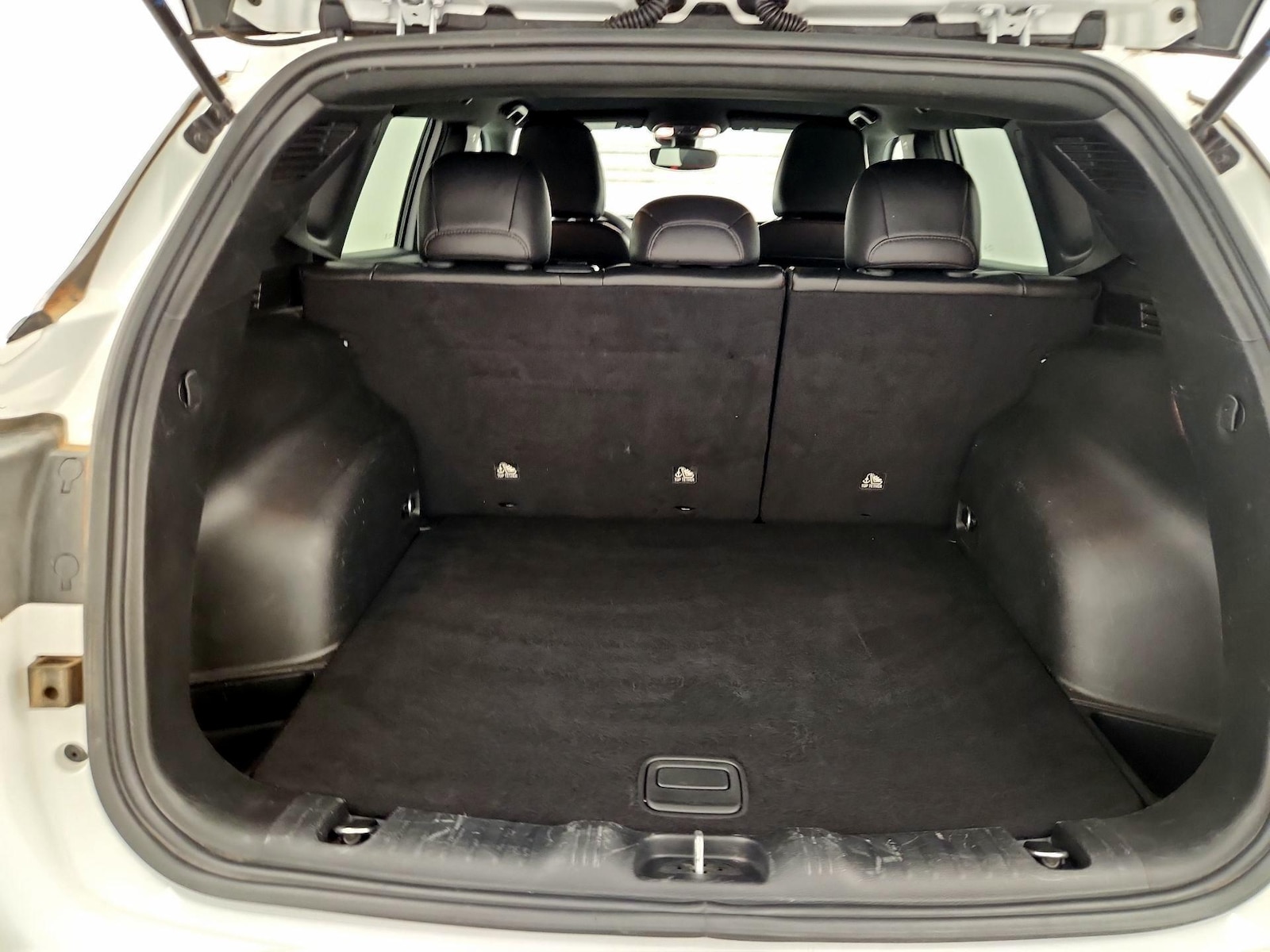 2025 Jeep Compass Latitude - Photo 19