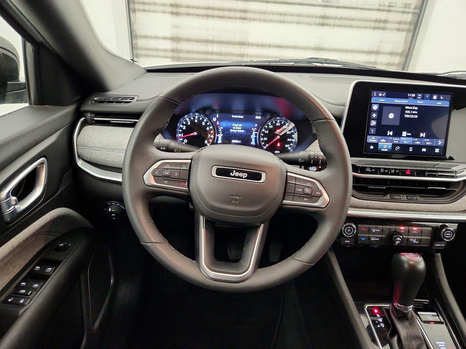 2025 Jeep Compass Latitude - Photo 9