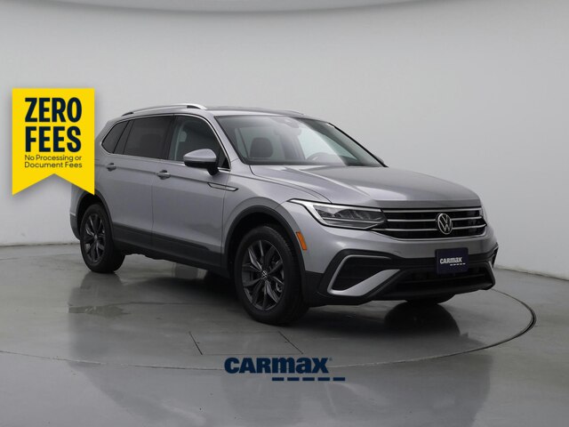 Silver 2022 Volkswagen Tiguan SUV / Crossover Front-Wheel Drive Automatic
