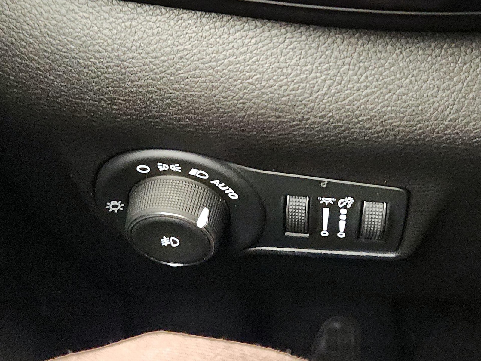 2025 Jeep Compass Trailhawk - Photo 12