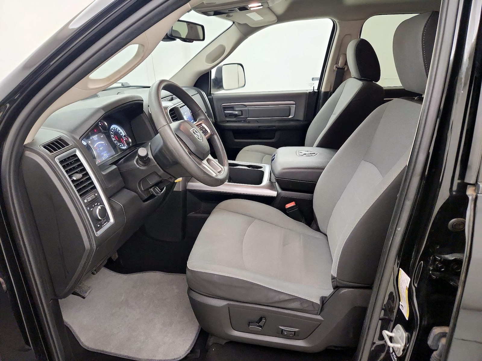 Power Seat(s) & Side Airbags