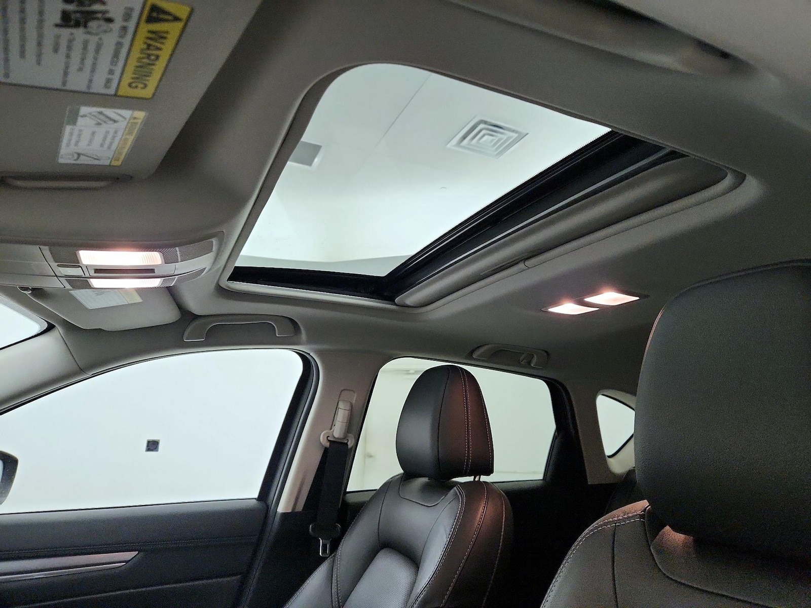 Sunroof(s) & Overhead Airbags