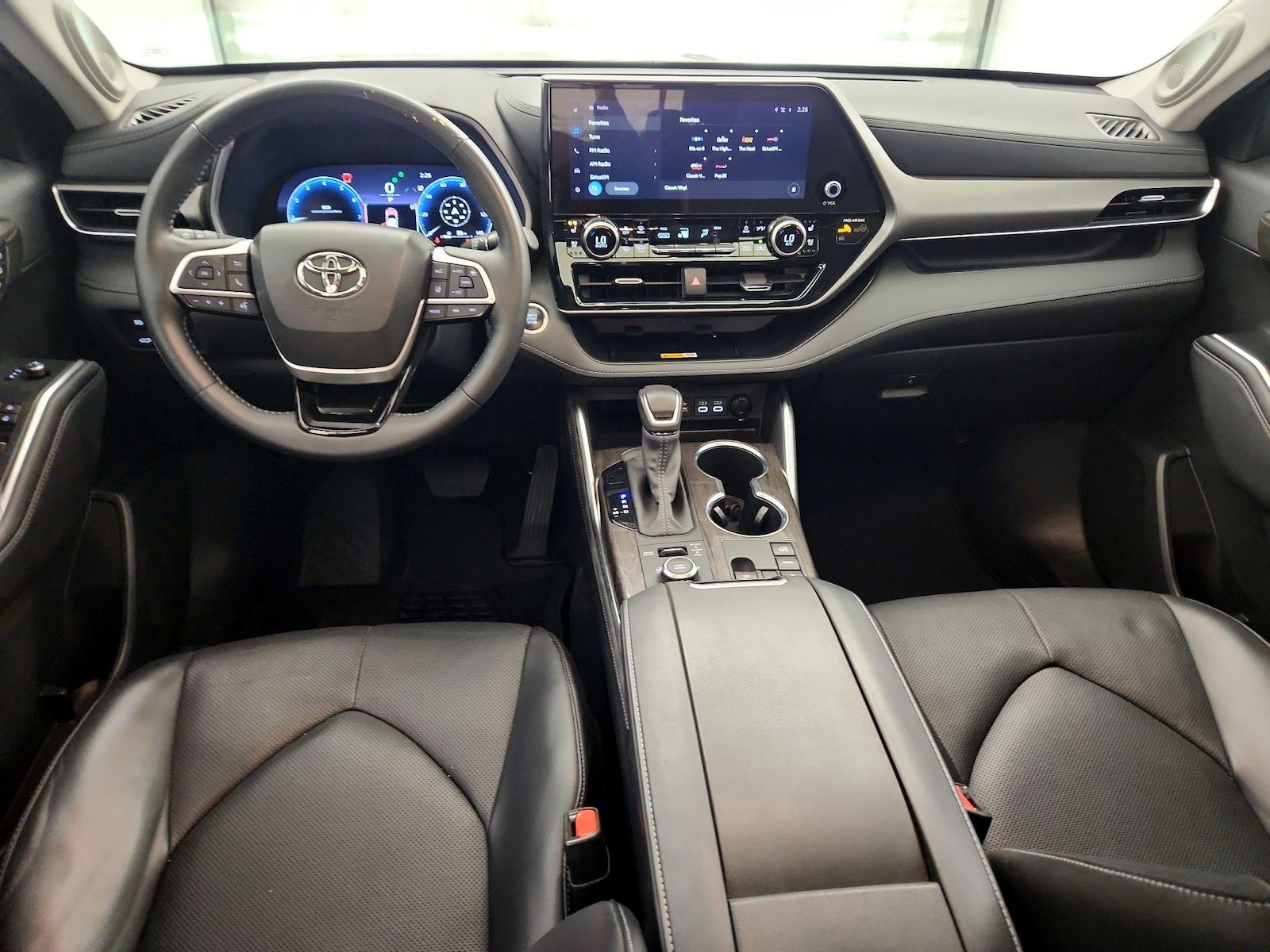 Apple CarPlay® & Android Auto™