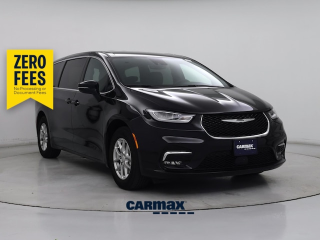 Black 2026 Chrysler Pacifica Minivan Front-Wheel Drive Automatic