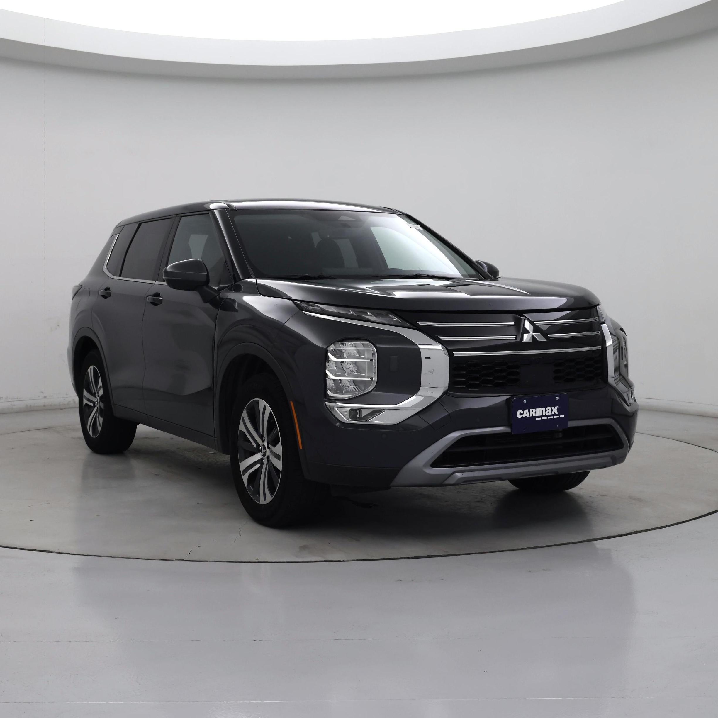 Gray 2025 Mitsubishi Outlander SUV / Crossover Front-Wheel Drive Automatic