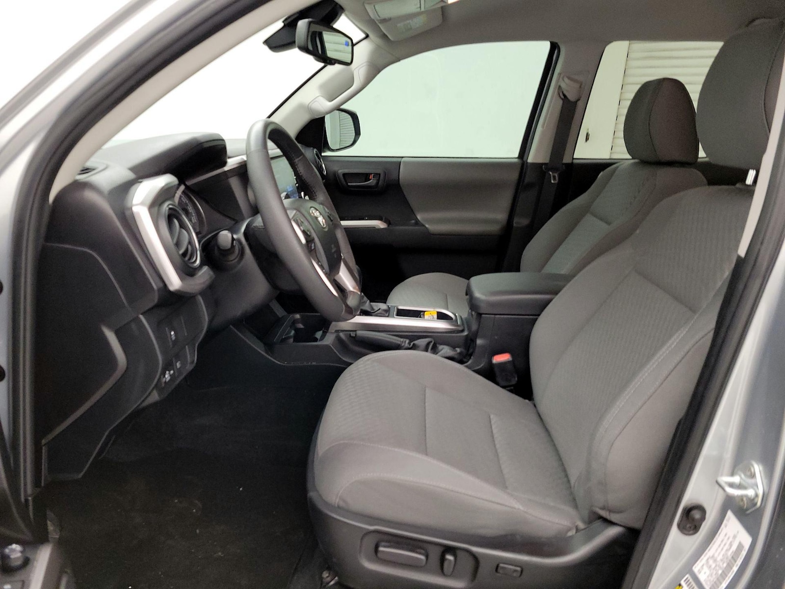 Power Seat(s) & Side Airbags