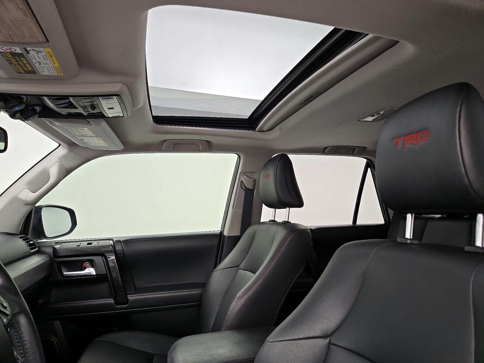 Sunroof(s) & Overhead Airbags