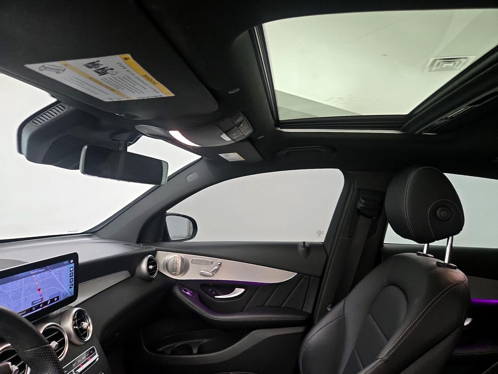 Sunroof(s) & Overhead Airbags