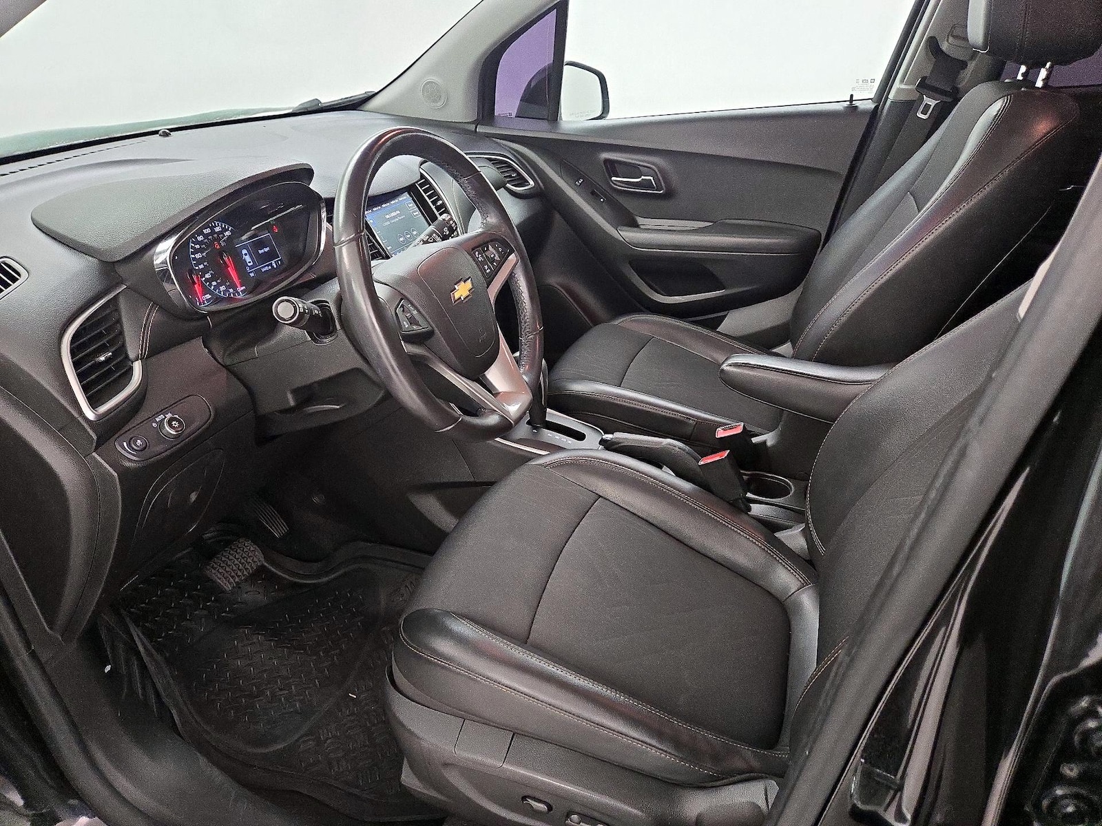 Power Seat(s) & Side Airbags