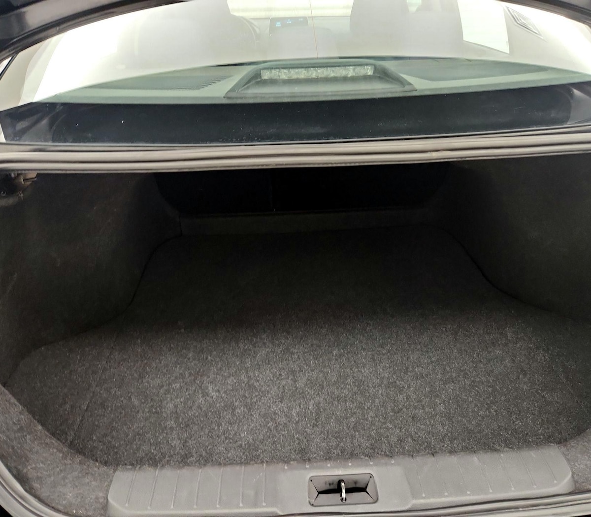 Trunk/Cargo (Seats Up)