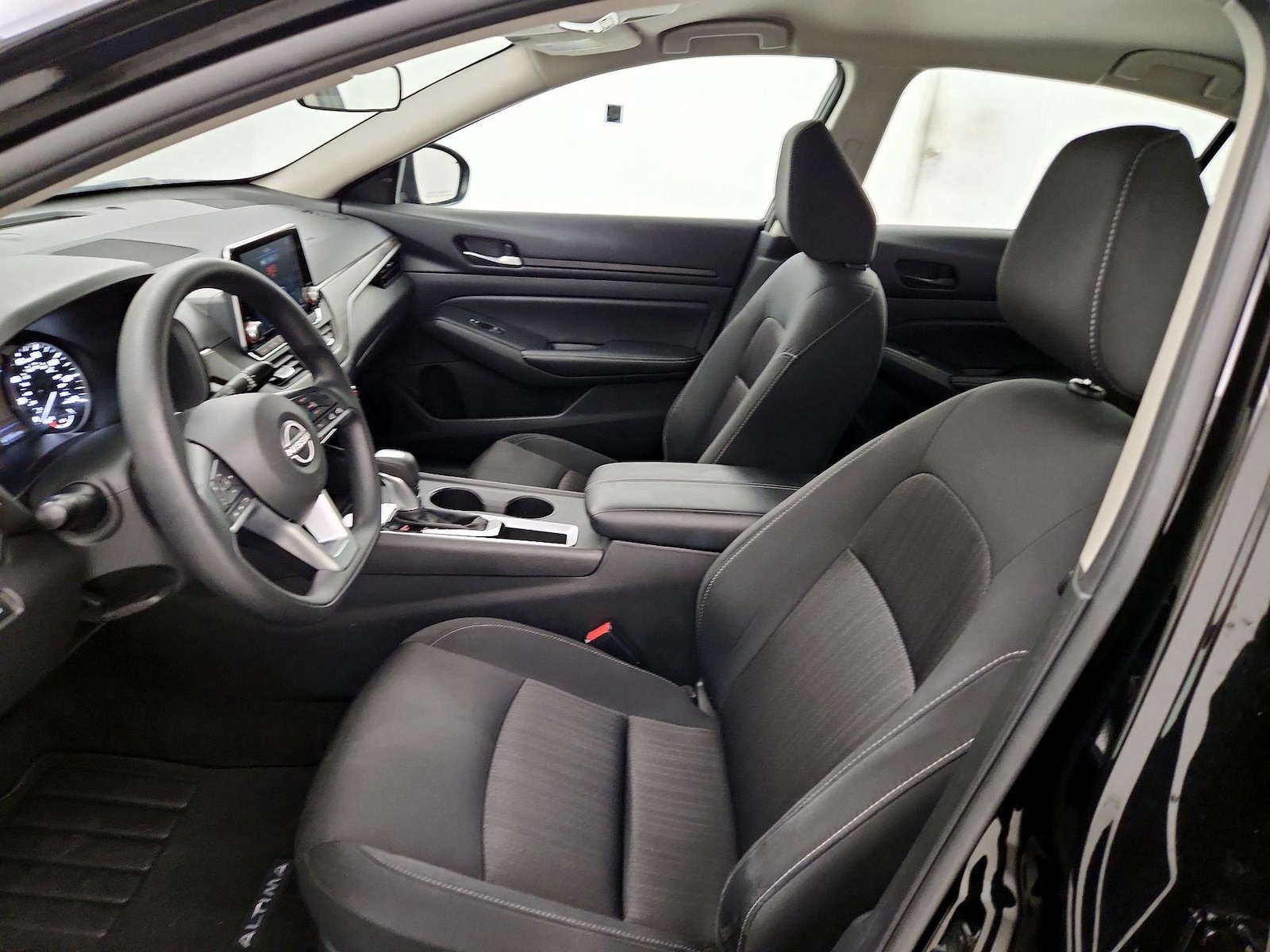 Power Seat(s) & Side Airbags
