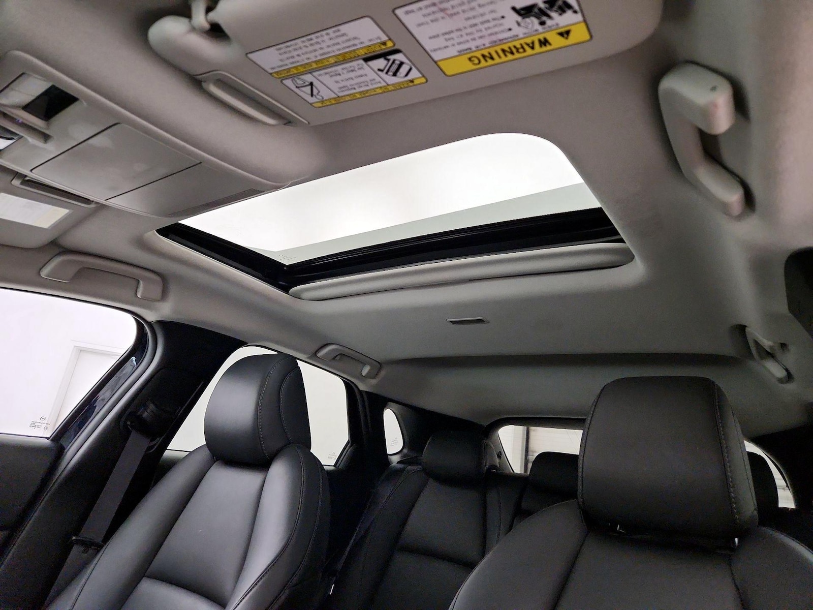 Sunroof(s) & Overhead Airbags