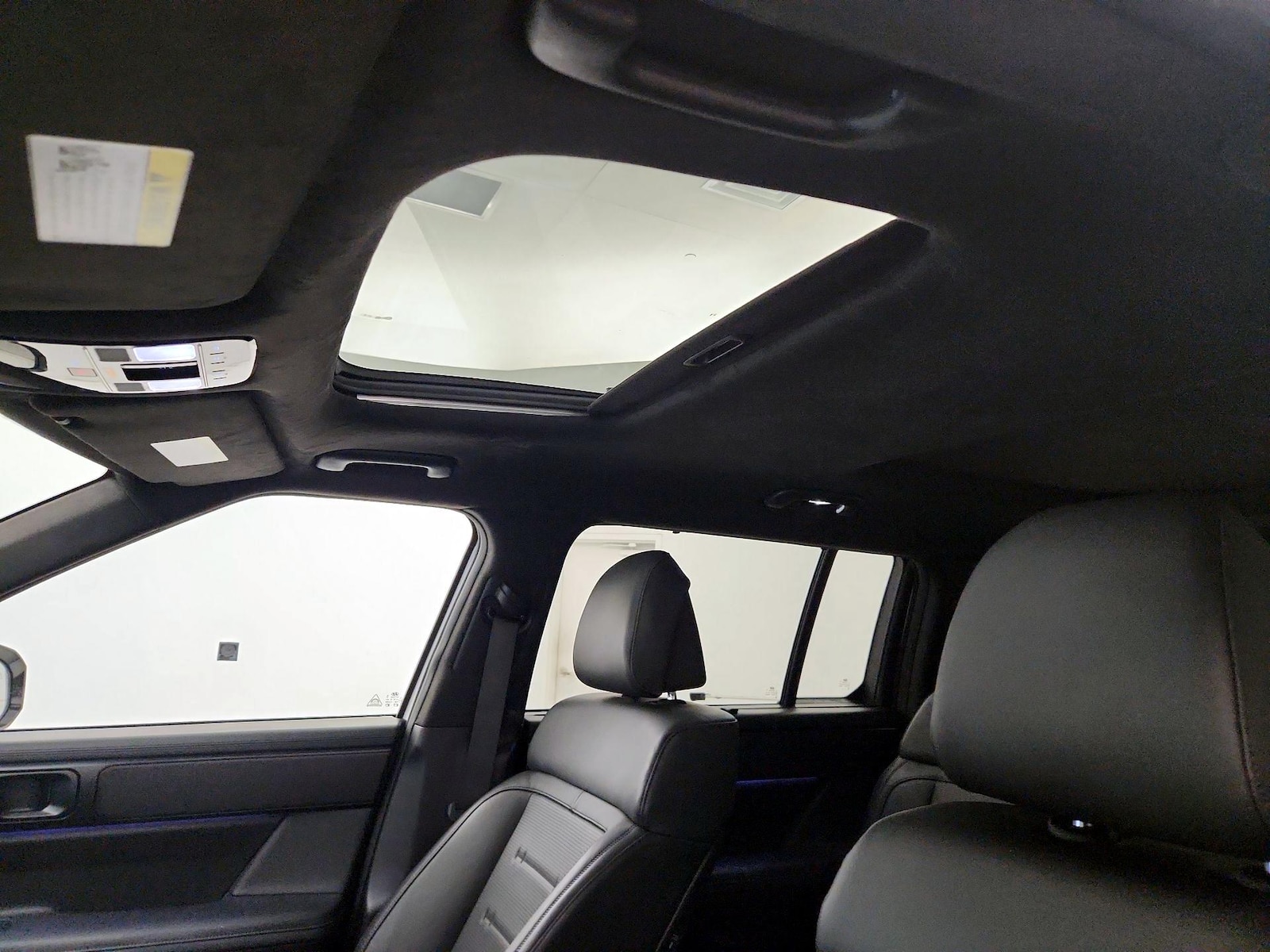 Sunroof(s) & Skylight(s)