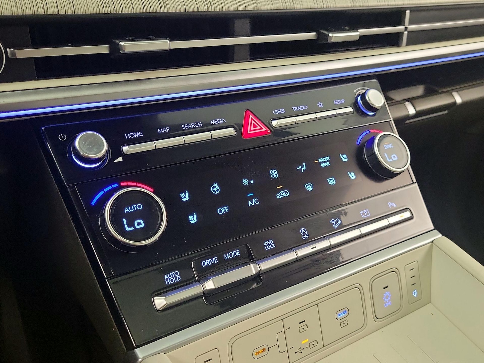 2025 Hyundai Santa Fe Calligraphy - Photo 16