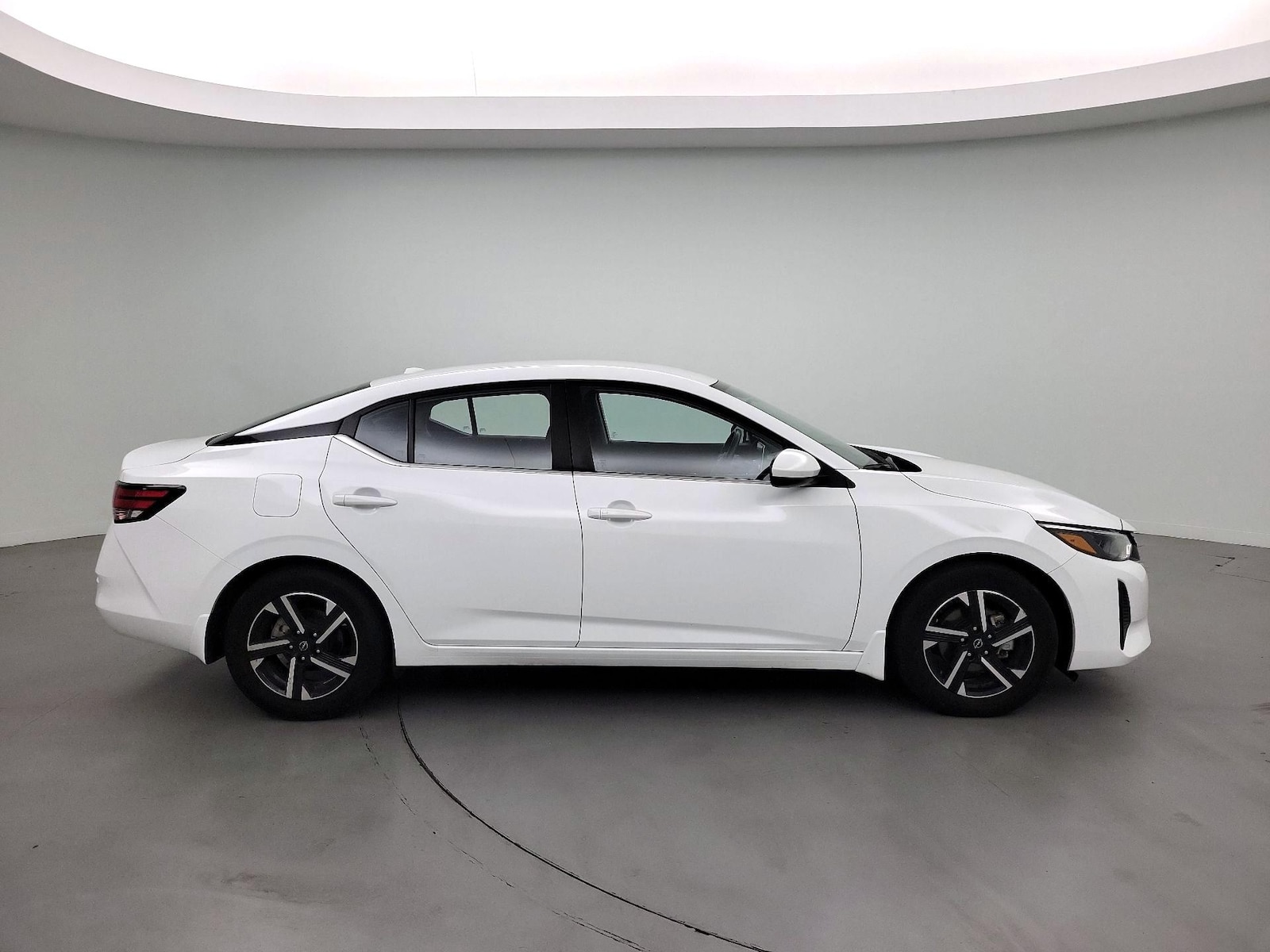 2025 Nissan Sentra SV - Photo 4