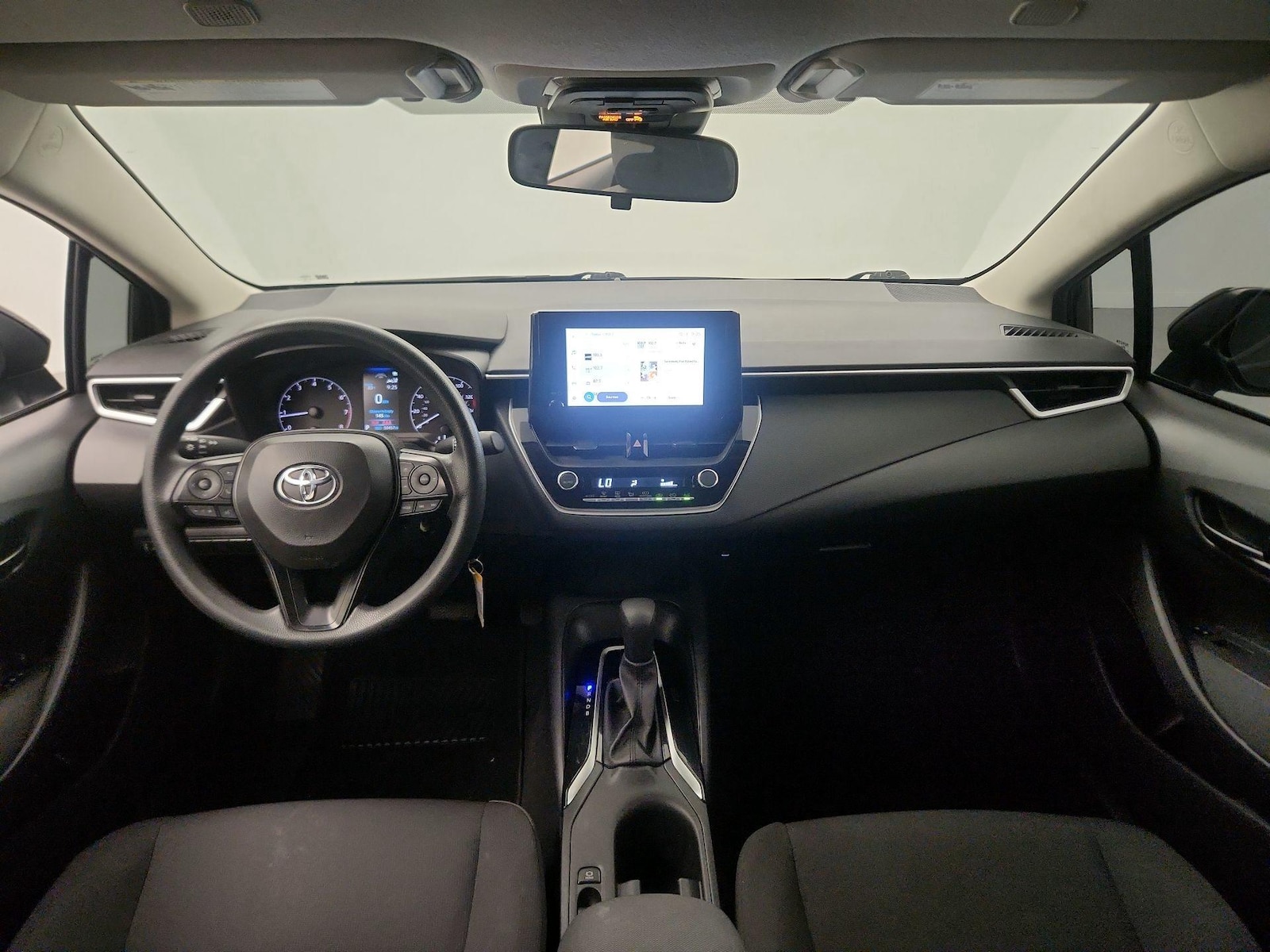 2024 Toyota Corolla LE - Photo 8