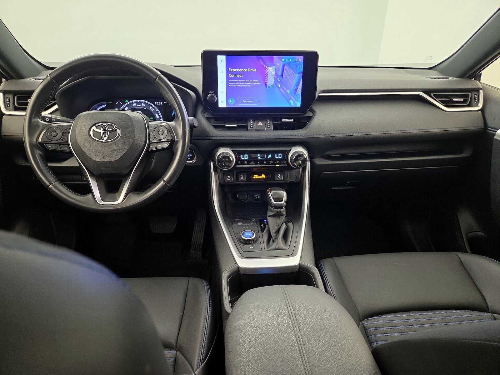 2023 Toyota RAV4 XSE - Photo 10