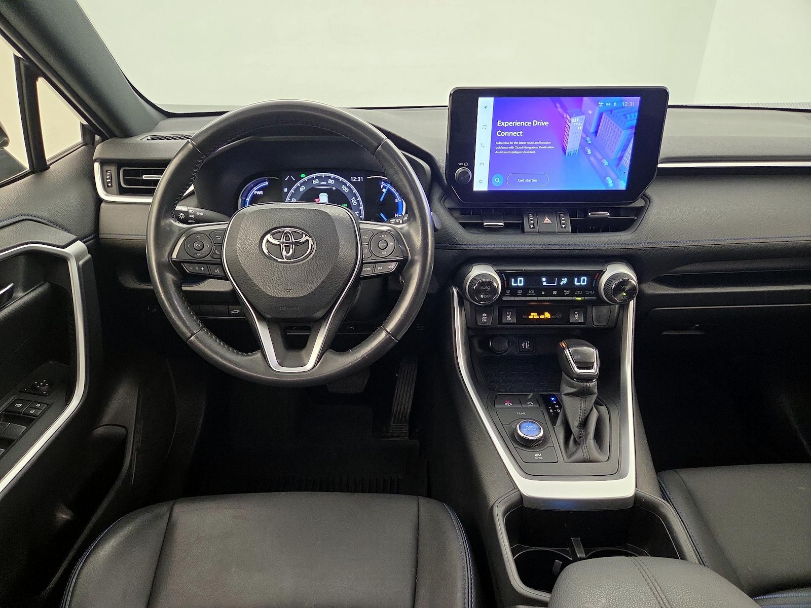 2023 Toyota RAV4 XSE - Photo 11