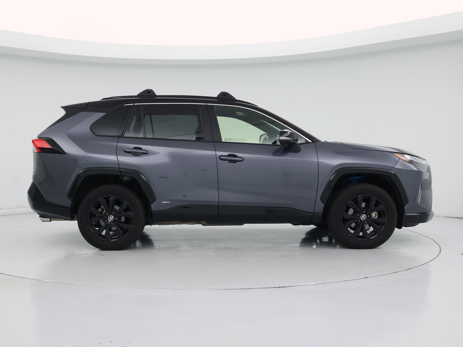 2023 Toyota RAV4 XSE - Photo 8