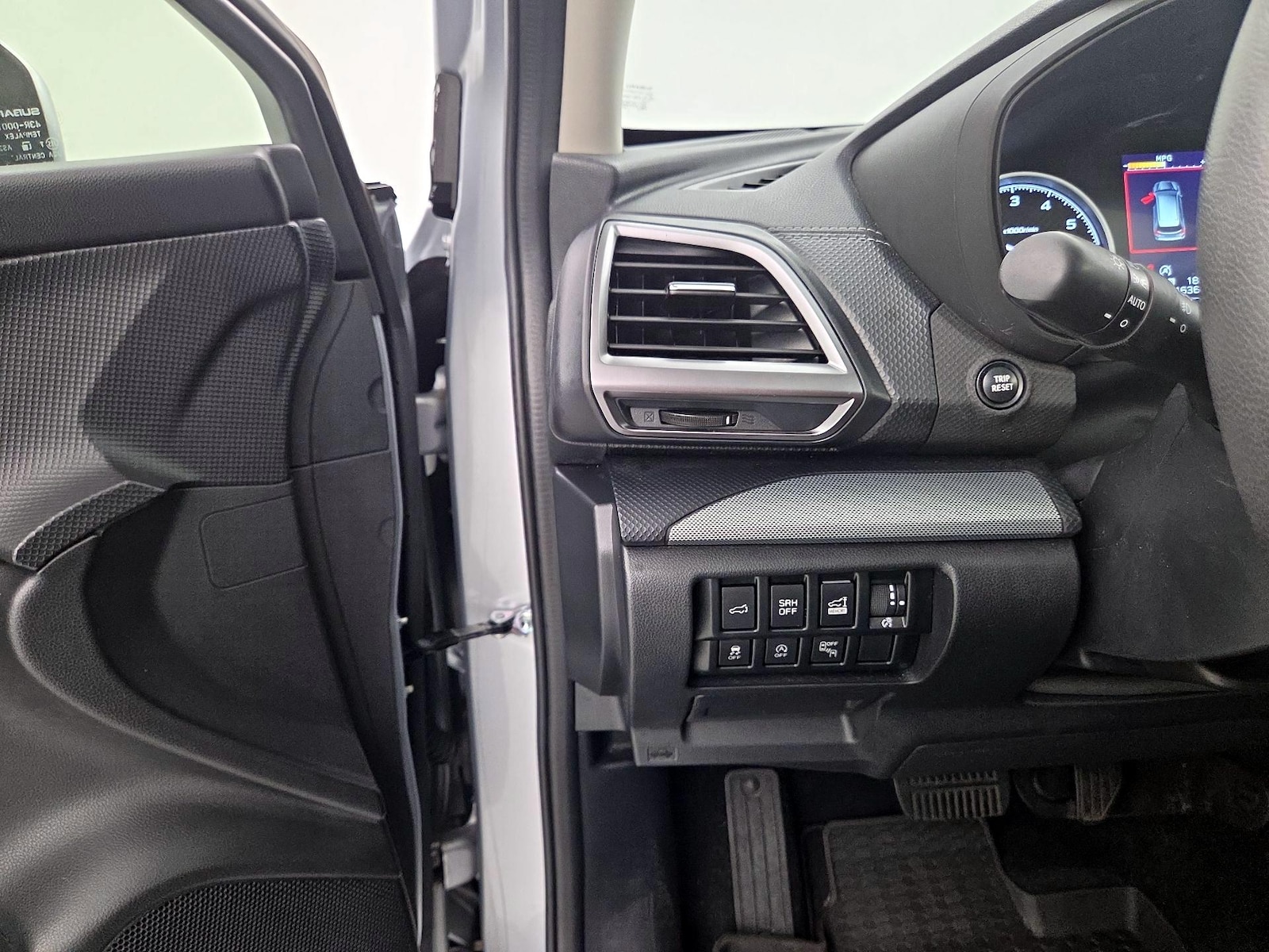 2020 Subaru Forester Limited - Photo 14